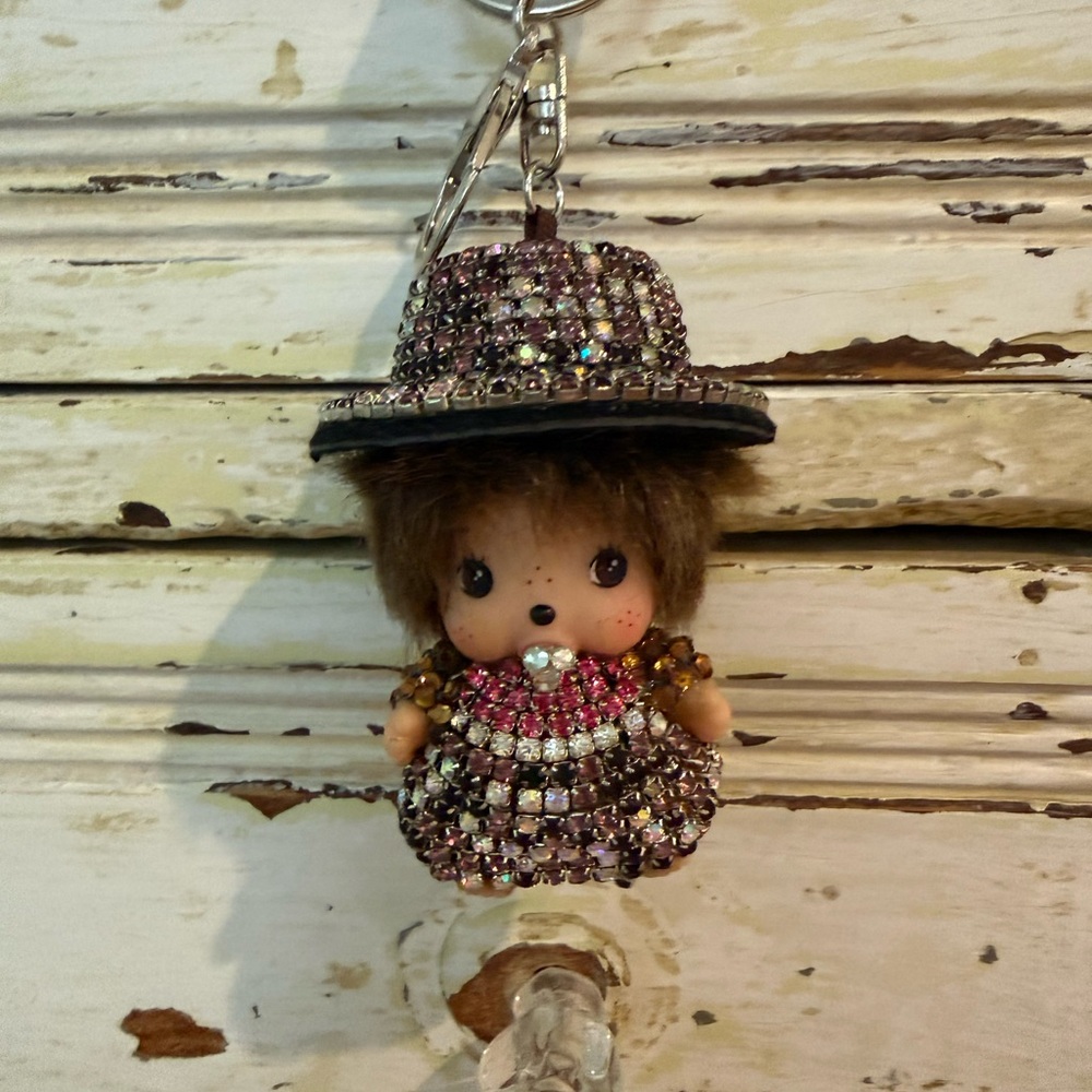Crystal-Embellished Doll Keychain - Monchhichi